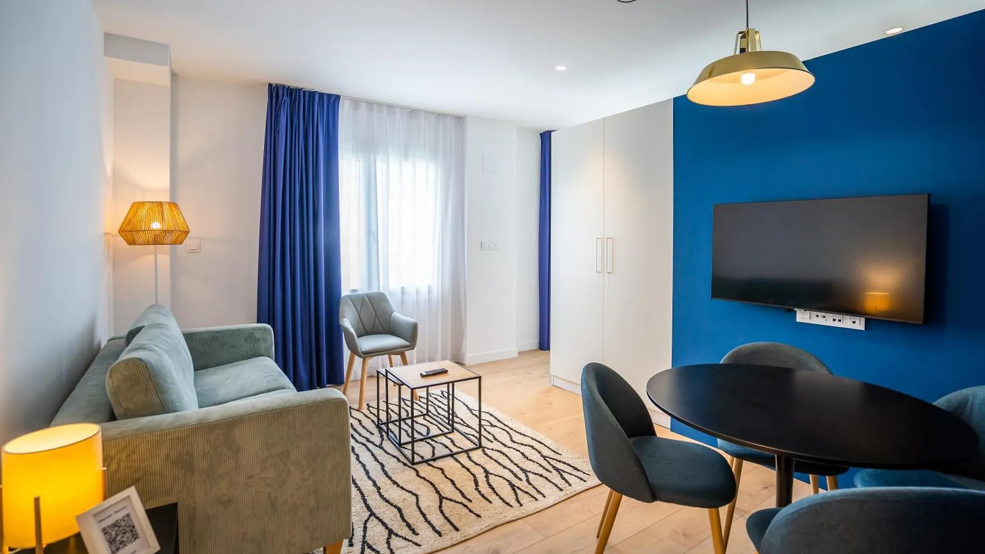Abba Apartments Playa De Gros サン・セバスティアン スペイン