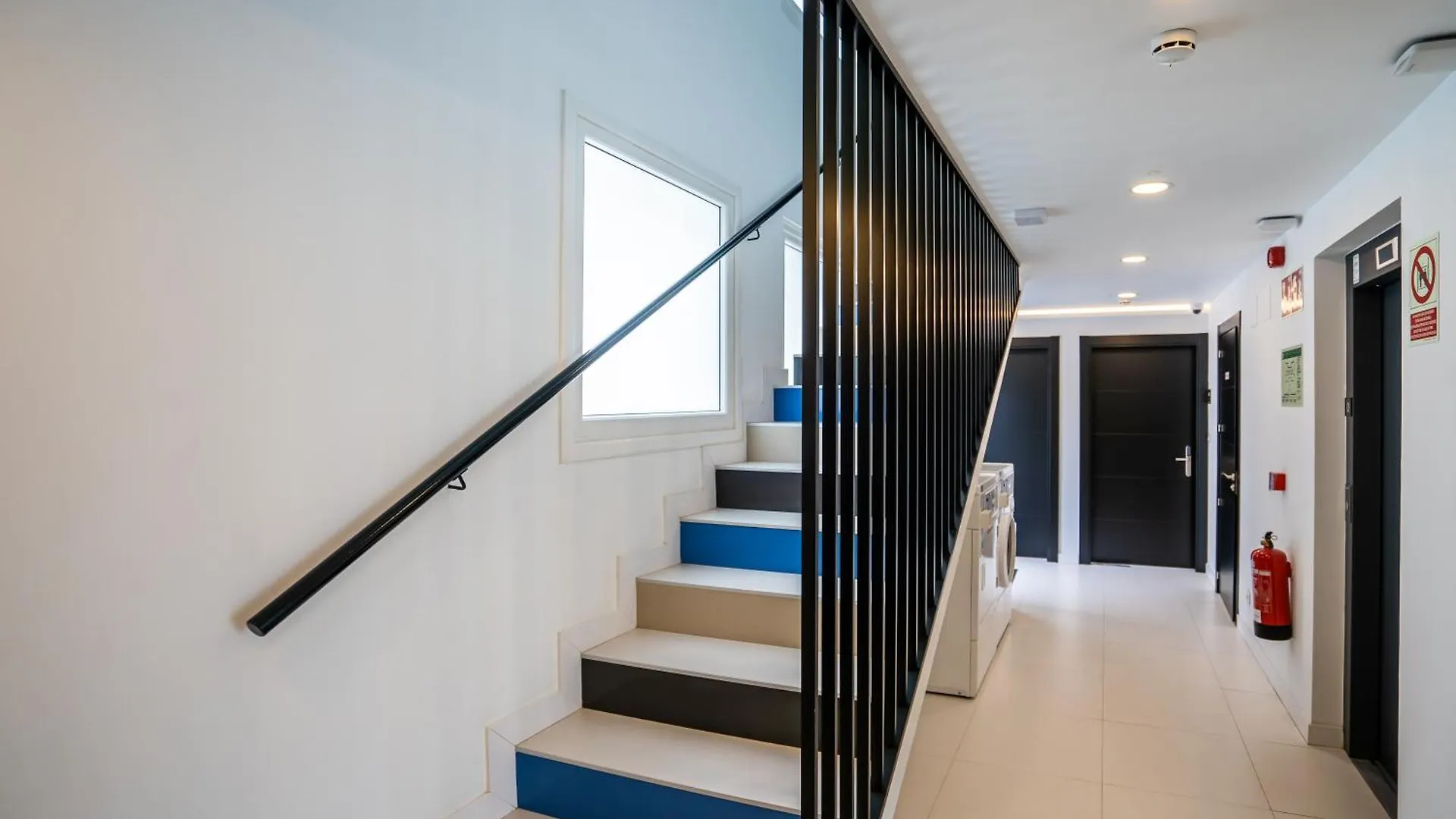 アパートホテル Abba Apartments Playa De Gros サン・セバスティアン スペイン