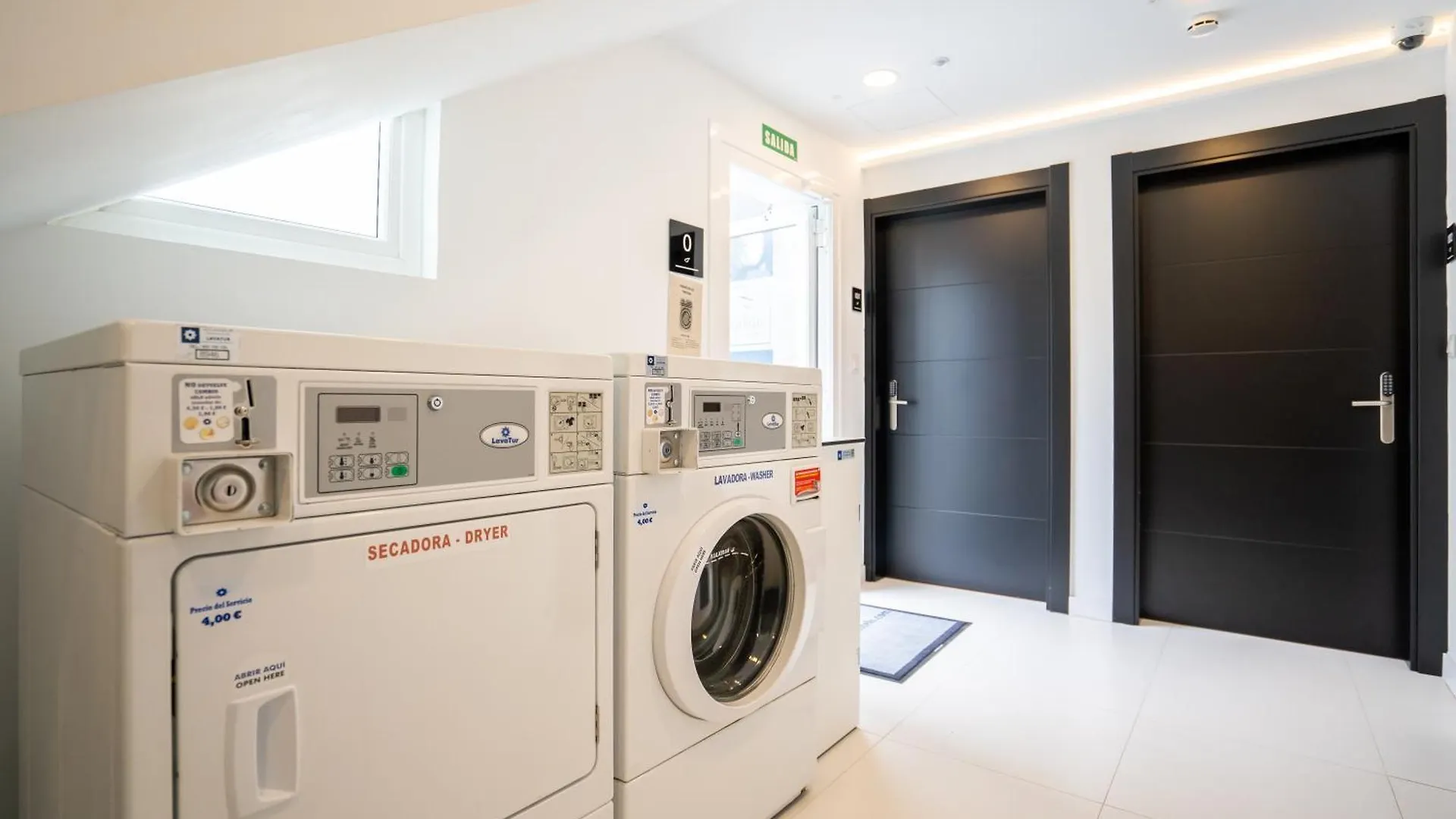 アパートホテル Abba Apartments Playa De Gros サン・セバスティアン