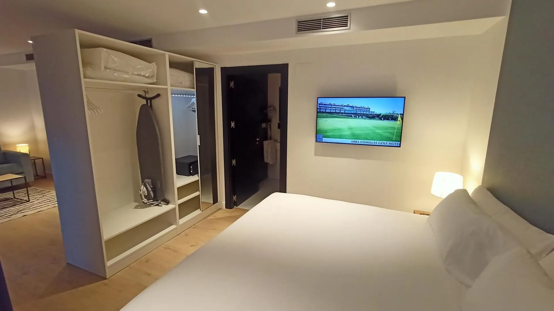 Abba Apartments Playa De Gros サン・セバスティアン