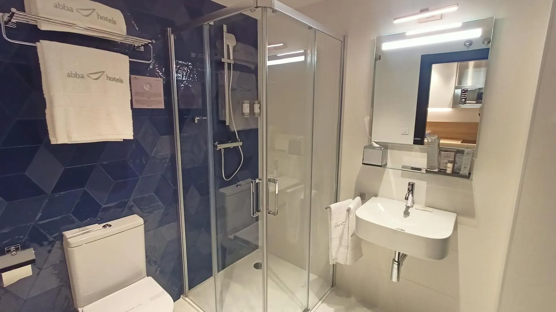 アパートホテル Abba Apartments Playa De Gros サン・セバスティアン