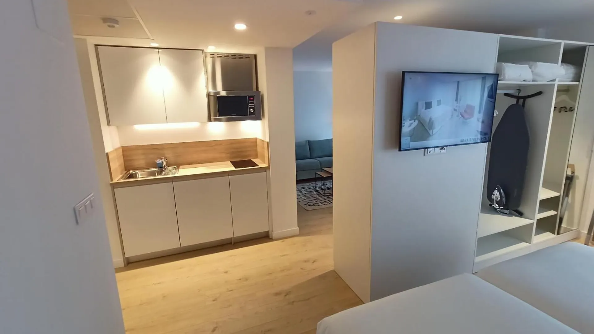 Abba Apartments Playa De Gros サン・セバスティアン スペイン